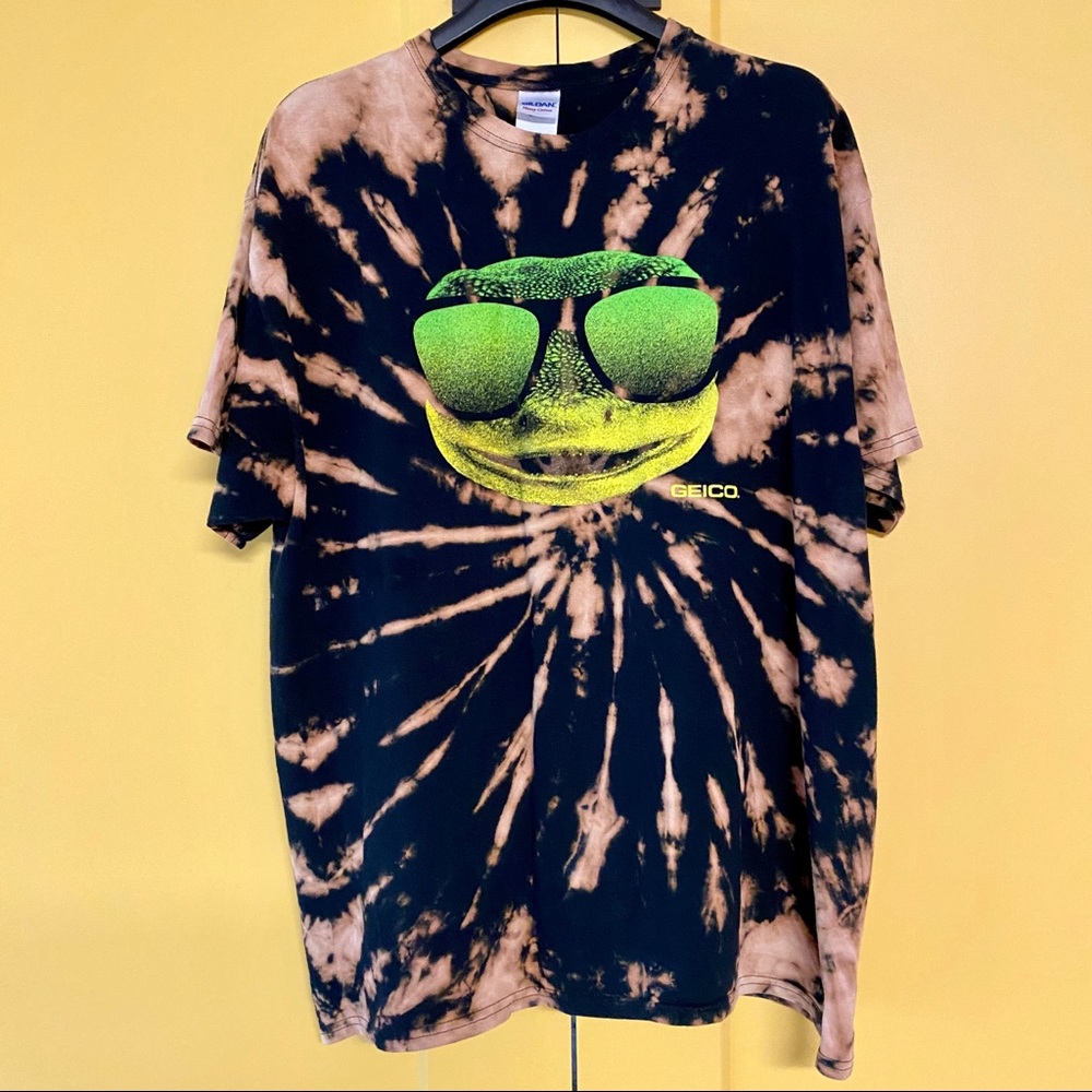 Geico 🦎Gecko🦎 Black Bleach Tie Dye Spiral Tee XL
